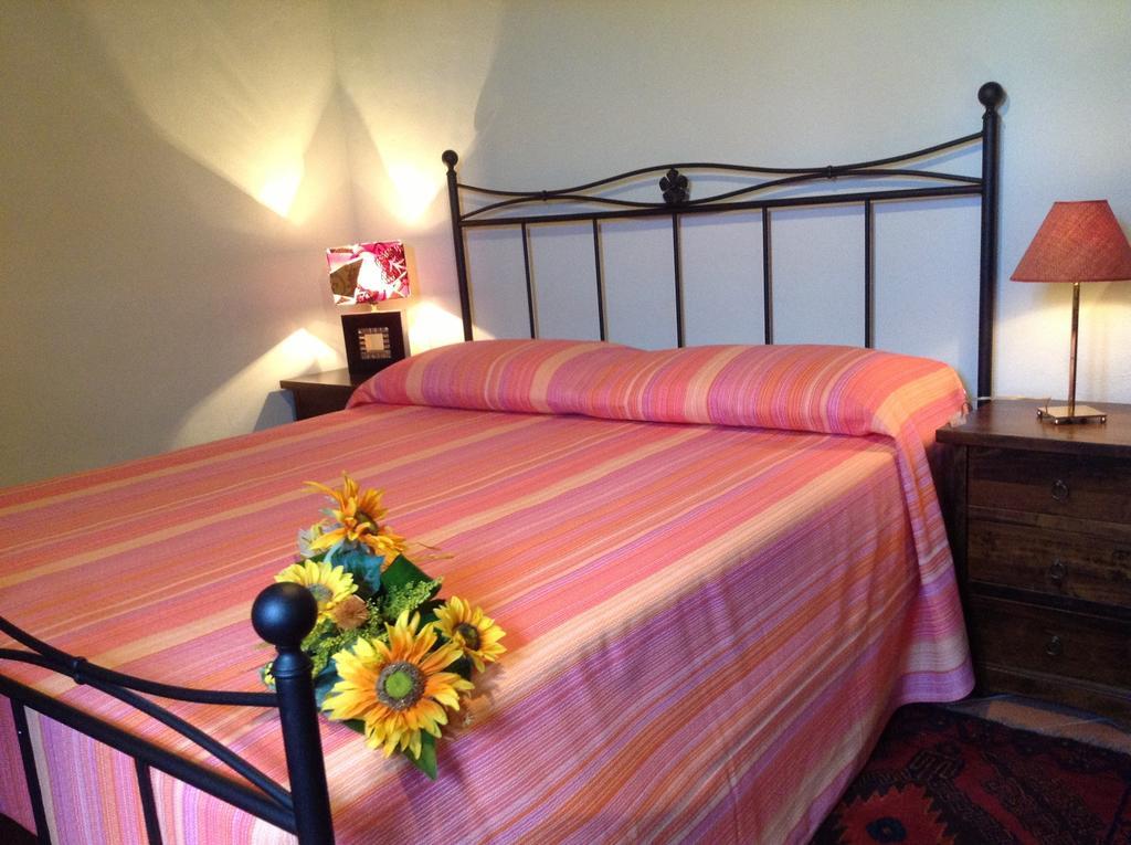 Il Grifone A Cortona Residence חדר תמונה